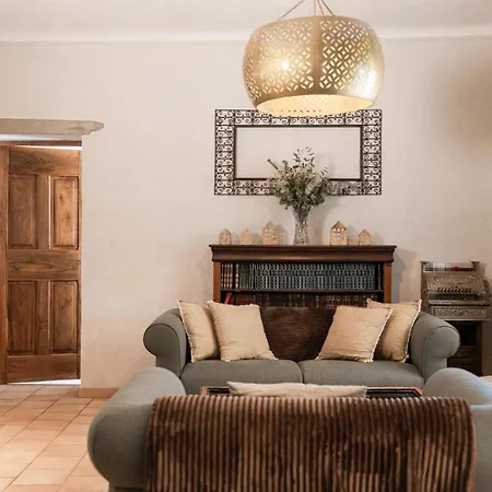 De La Terre - D'hotes Bed & Breakfast L'Isle-sur-la-Sorgue