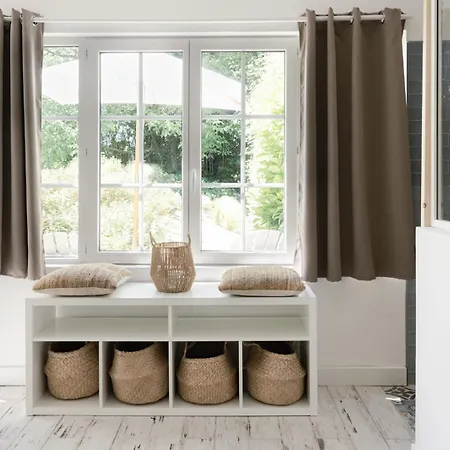 De La Terre - D'hotes Bed & Breakfast *